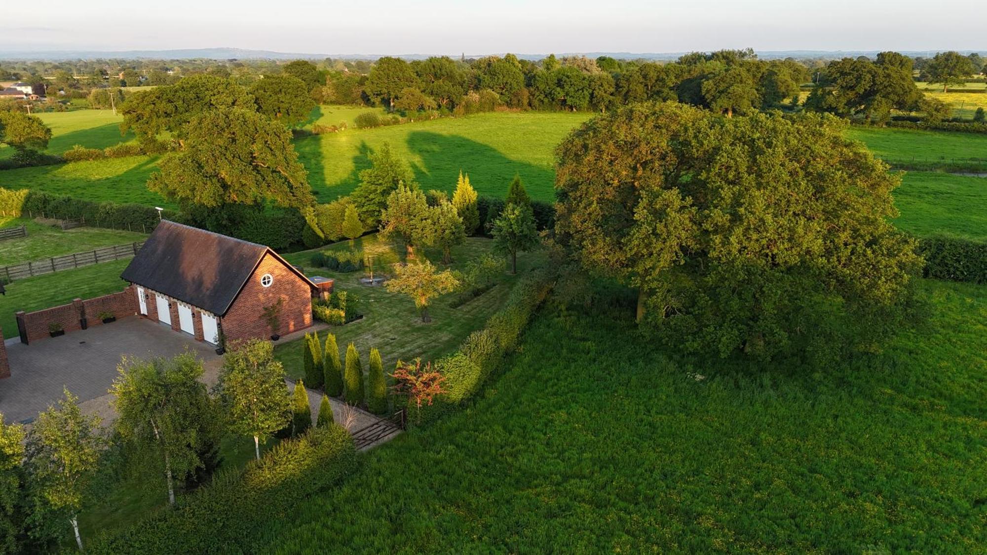 Апартаменти Cheshire Retreat At Within Street Farm Міддлвіч Екстер'єр фото